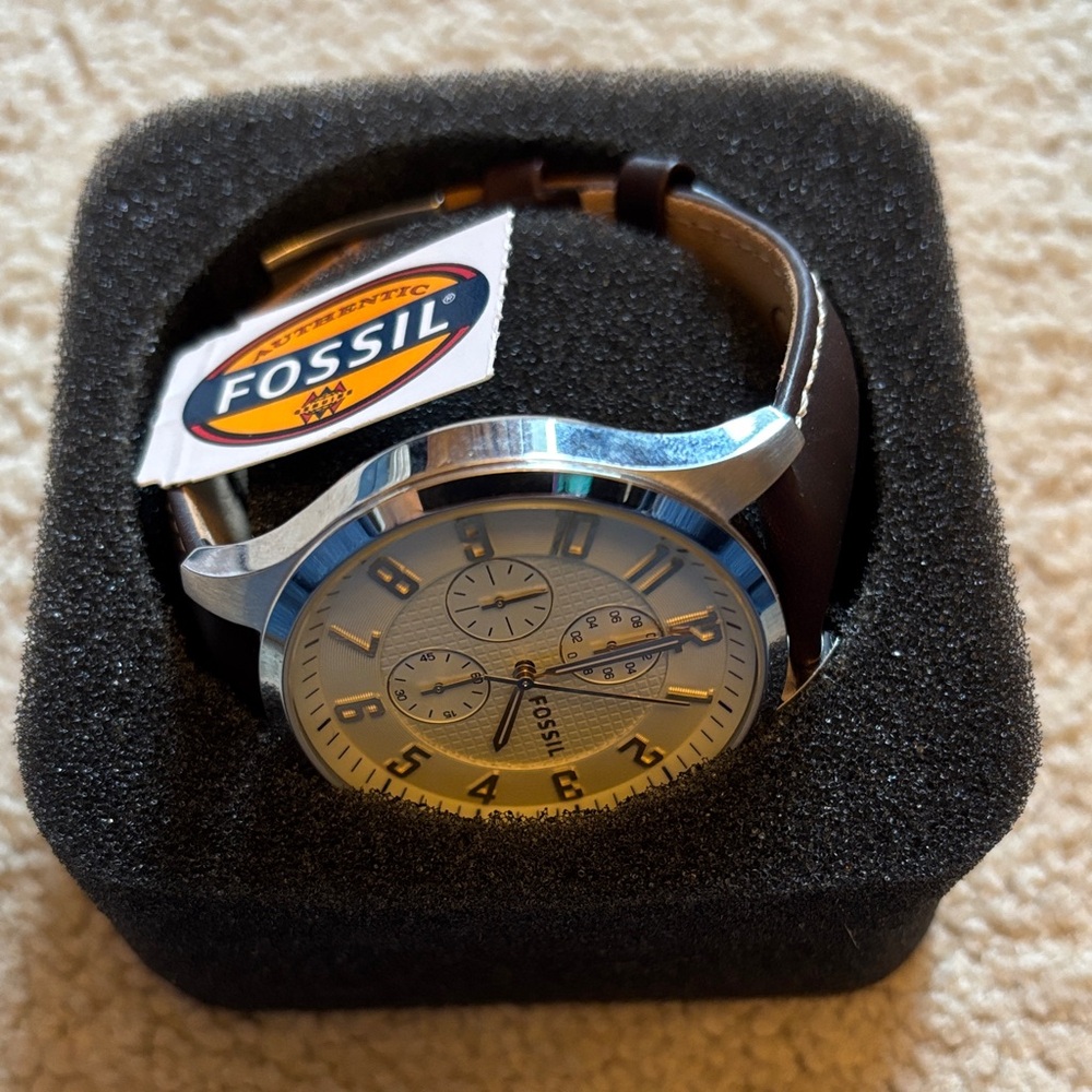 NWT Fossil Silver-Tone Chronograph Watch with Brown Leather Strap